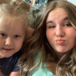 Meet your Posher, Addison